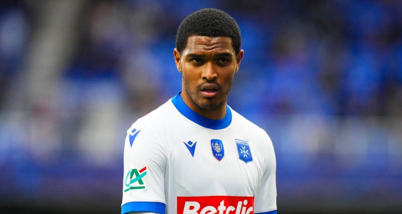  - Auxerre : Rayan Ravelosen file en Suisse (off) 