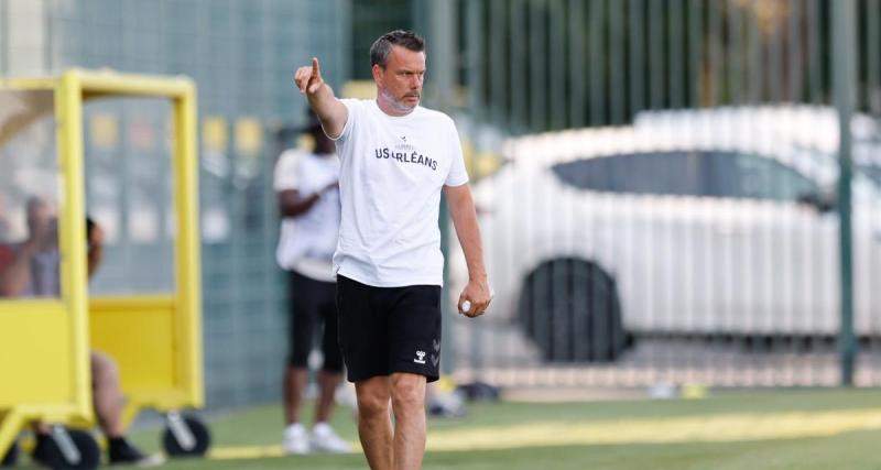  - Orléans : "Une parodie de football", la colère d'Hervé Della Maggiore après le nul face à Châteauroux
