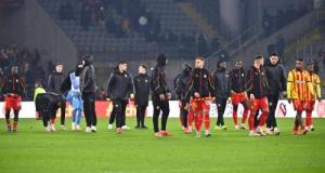 RC Lens : le remplaçant de Khusanov sur le point de signer !