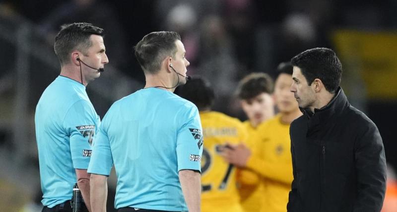  - Arsenal : l'incroyable sortie de l'ancien chef des arbitres sur Michael Oliver