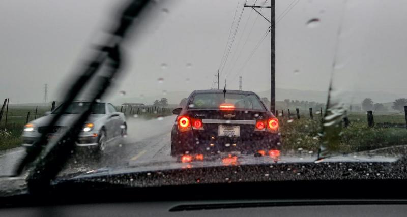 - Crues, vents, avalanches, de nombreux dangers météo guettent les automobilistes ce 27 janvier