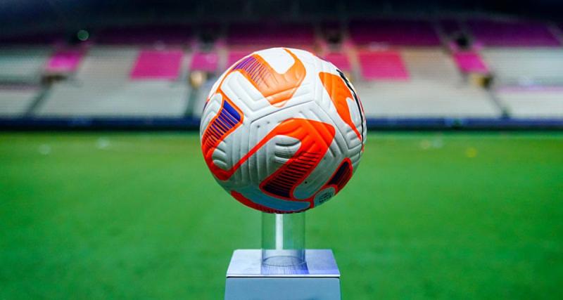 - National : Concarneau recrute un milieu de terrain (off)