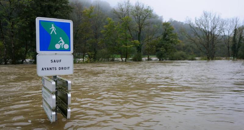  - Inondations en Bretagne : cette famille qui vivait dans son bus se retrouve sans rien
