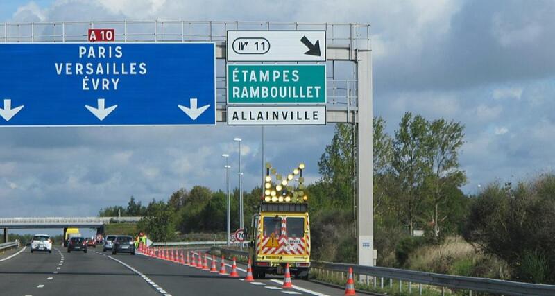  - Sur cette autoroute, il sera bientôt possible de recharger son véhicule électrique... en roulant