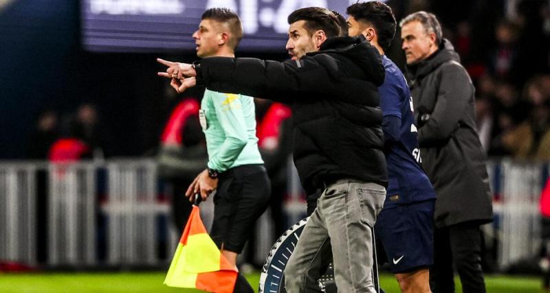  - Un entraîneur de Ligue 1 prend la porte