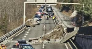 Eboulements en Savoie : un trafic toujours difficile mais "aucune raison d'annuler ses vacances"