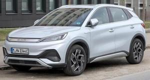 Voiture électrique : pour convaincre l'Europe, la Chine doit baisser ses prix