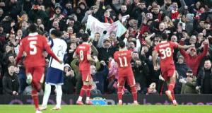 League Cup : Liverpool écoeure les spurs et continue sa folle année