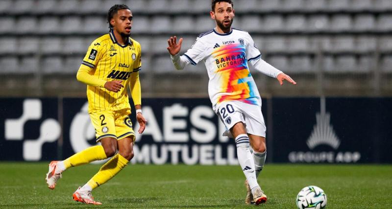  - Le Paris FC renverse Pau, Martigues stoppé dans sa série, Rodez se piège tout seul... les résultats du multiplex de Ligue 2 !