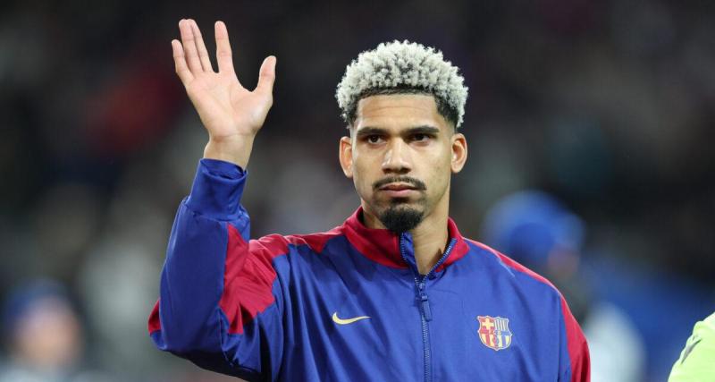  - Séville - Barça : blessé et sorti, Araujo craque sur le banc !