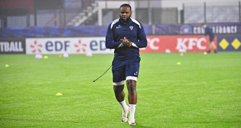 - Angers - OM : "On ne va rien lâcher", l'incroyable discours du préparateur physique angevin avant le coup d'envoi