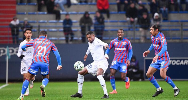  - Ligue 2 : en supériorité numérique, Dunkerque mène face à Caen