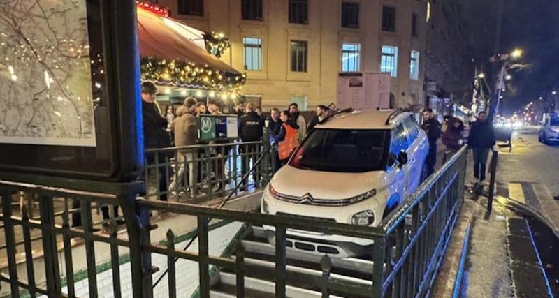  - Il confond une bouche de métro avec un parking, scène insolite à Paris