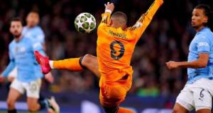 Ligue des Champions : le but chanceux mais acrobatique de Mbappé contre Manchester City