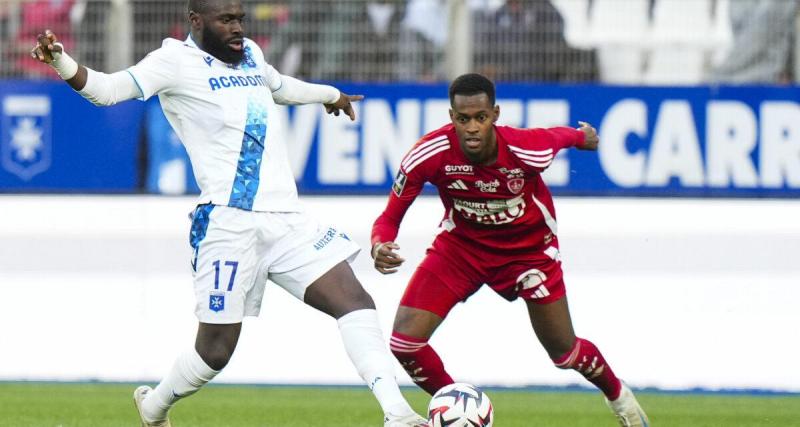  - Brest - Auxerre : les compos officielles