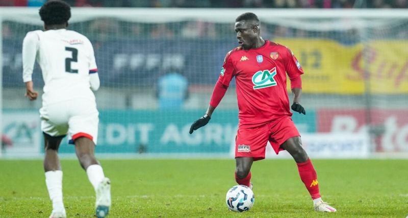  - Le Mans : le but exceptionnel de Guèye du milieu de terrain contre Boulogne