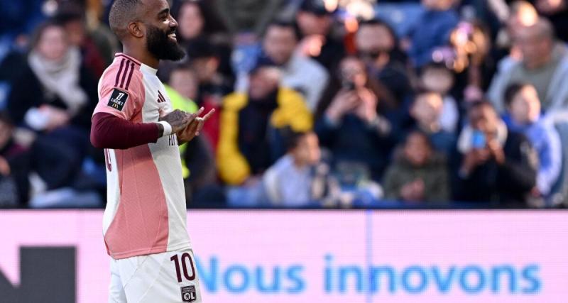  - OL : Lacazette garde le flou sur son avenir à Lyon