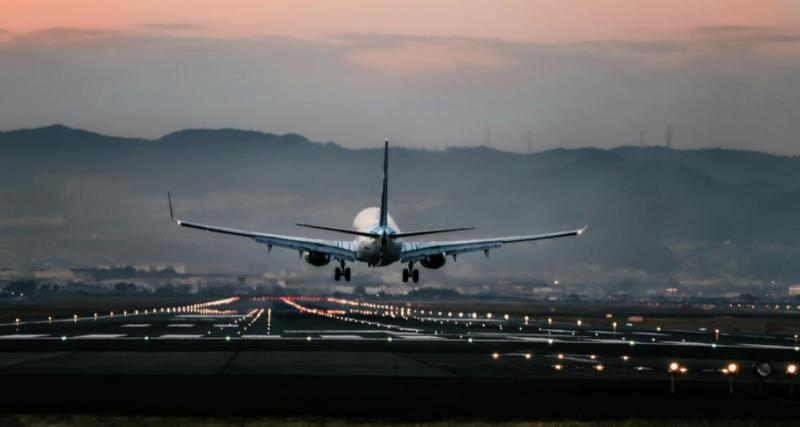  - Il comptait récupérer sa grand-mère à l’aéroport et finit sa course sur le tarmac 