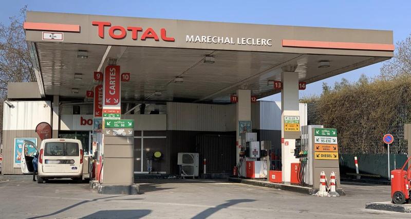  - Il achète une voiture d’occasion et tente de forcer le vendeur à annuler la vente