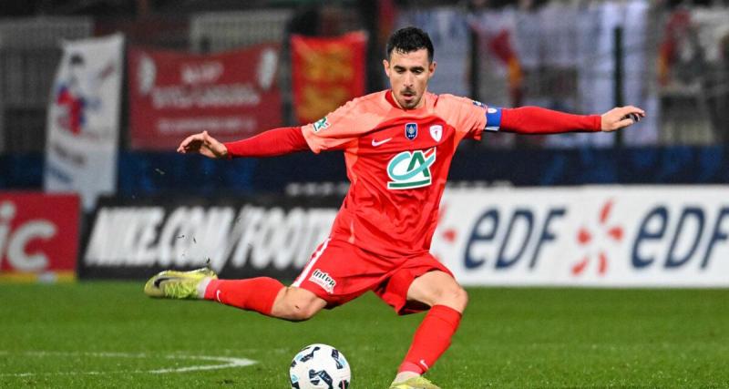  - Le but totalement dingue de Cannes, qui crée la sensation face à Guingamp
