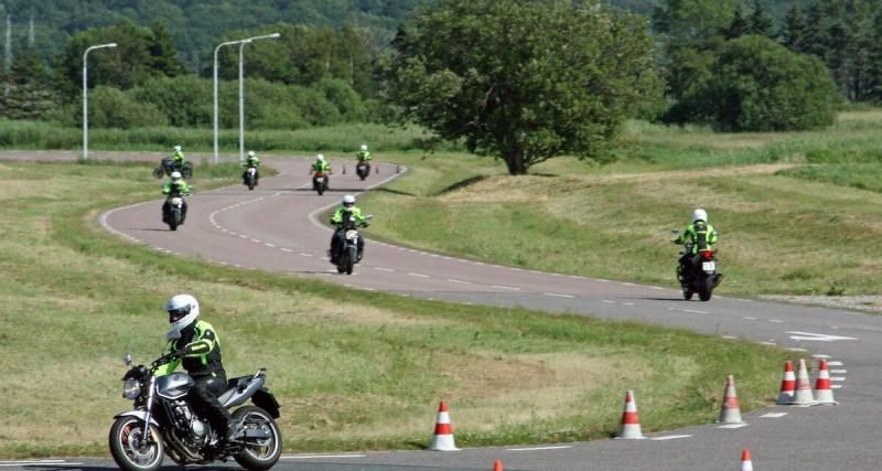  - Jusqu'à 1 000 € d'aide sur le permis moto, cette marque frappe fort