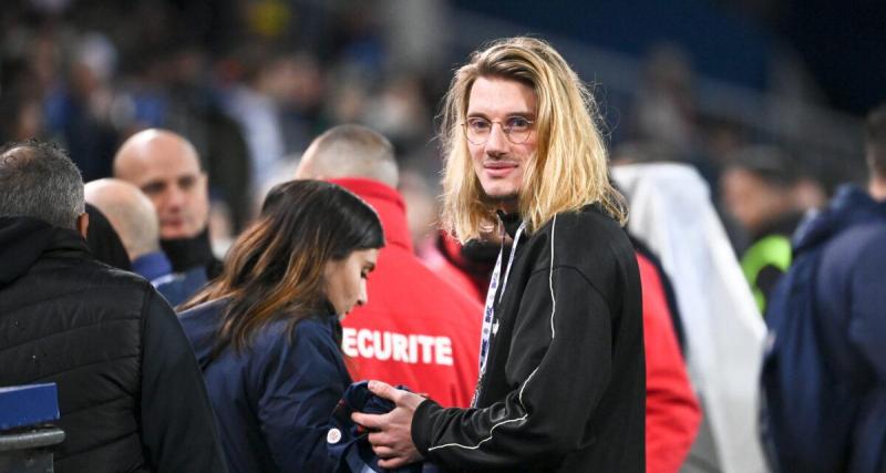  - National 2 : l'humoriste Paul Mirabel en visite chez un club