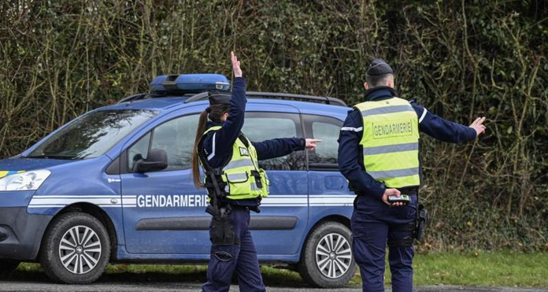  - Ivre, il vole une voiture et finit en accident en fuyant la police