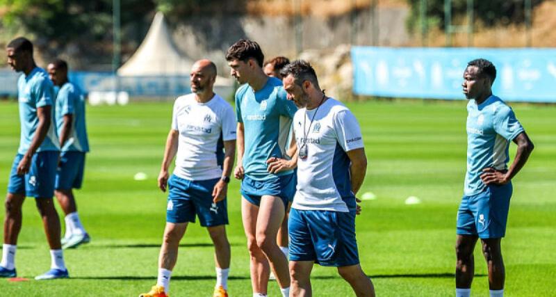  - OM : "Il est magnifique", Balerdi est fan de Roberto De Zerbi