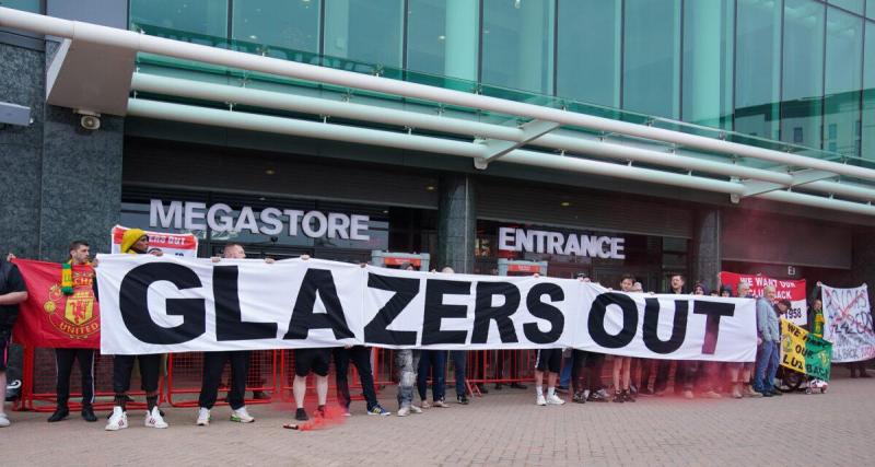  - Manchester United : des milliers de fans protestent contre les propriétaires
