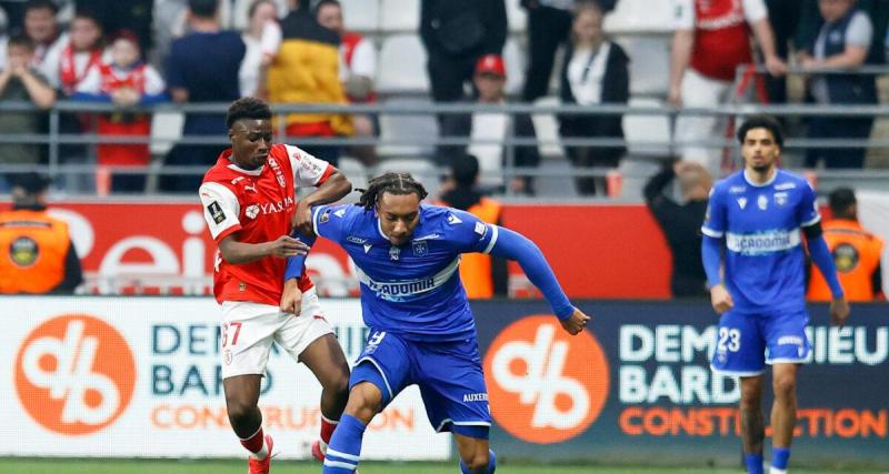  - Ligue 1 : La bonne opération pour Auxerre qui enfonce Reims, Le Havre et l'ASSE se neutralisent