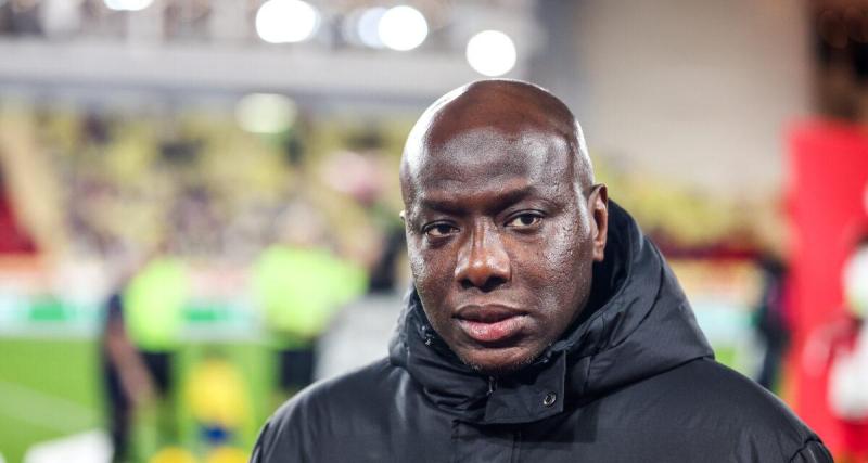  - Le coach de Reims détruit ses joueurs après la défaite et l'altercation en plein match