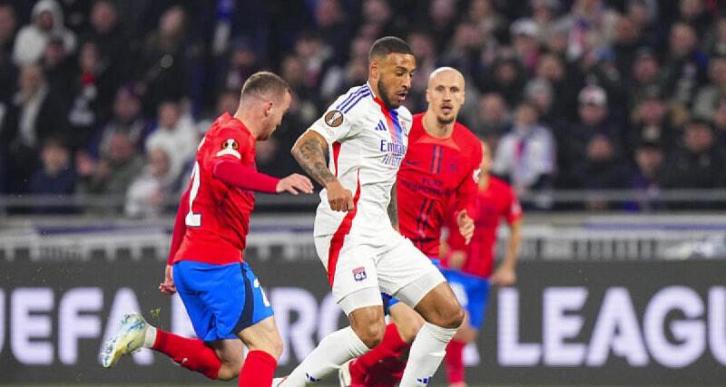  - À la pause, l'OL mène tranquillement contre le FCSB