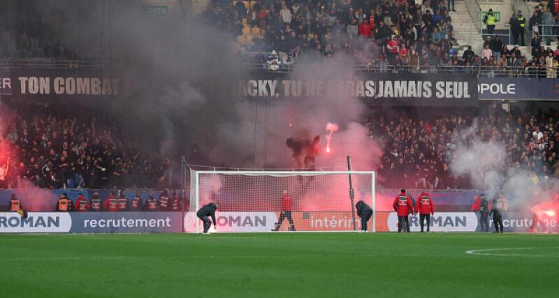  - Montpellier - Saint-Étienne : la rencontre interrompue après des incidents dans les tribunes