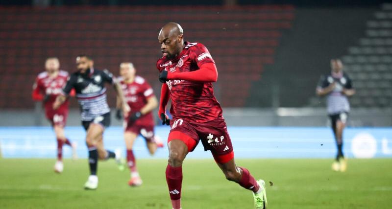  - Kapit Djoco : "Aubervilliers, c’est le meilleur groupe que j’ai connu !", dévoile l'attaquant d'Annecy
