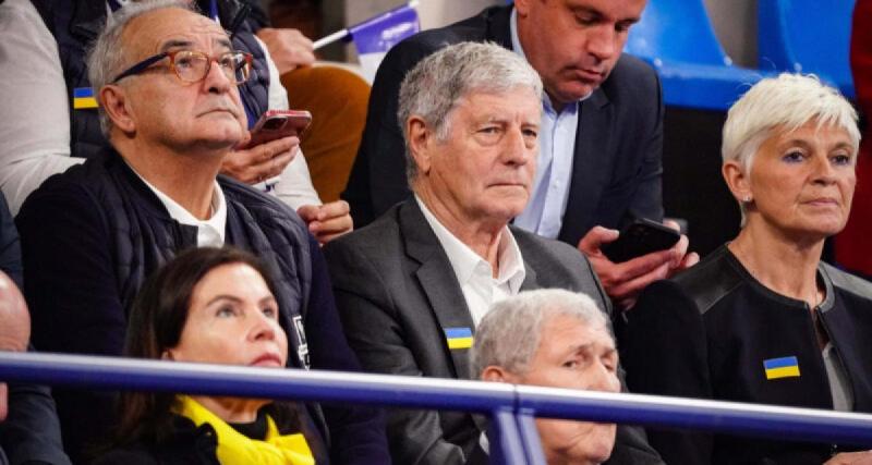  - Equipe de France : « Division 1 de district »... Larqué détruit le milieu des Bleus !
