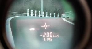 Flashé en grand excès de vitesse à plus de 200 km/h, un rendez-vous pro ne justifie pas ce comportement