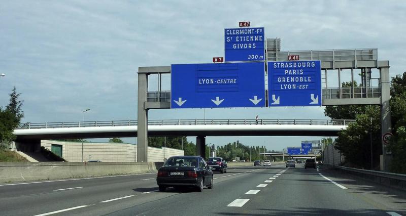  - En plein milieu de l’autoroute A7, un automobiliste en plein « bad trip » interpellé