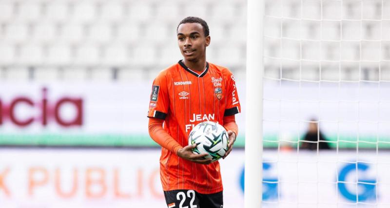  - Ligue 2 : Lorient déroule contre Pau, le Red Star et Troyes dos à dos
