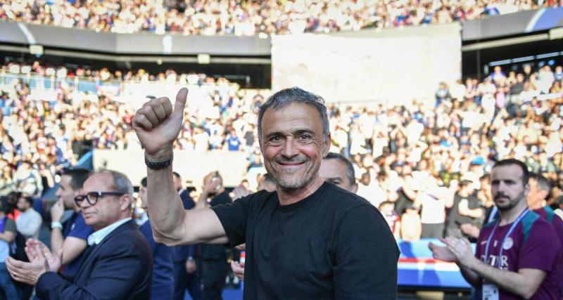  - PSG : le moment de communion génial entre Luis Enrique et le public parisien après le titre