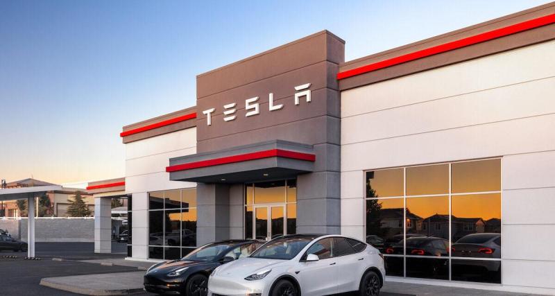  - "Musk est un nazi" : un nouveau concessionnaire Tesla visé, des croix gammées taguées