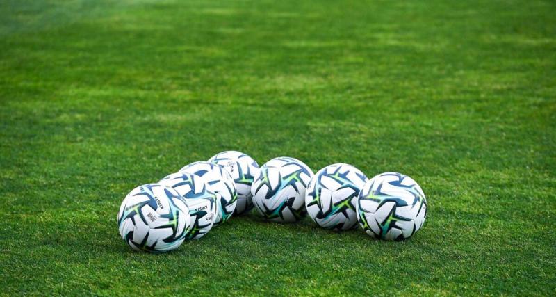  - Ligue 2 (J31) : Paris FC-Bastia, Metz-Red Star... où voir les matchs du jour, à quelle heure ?