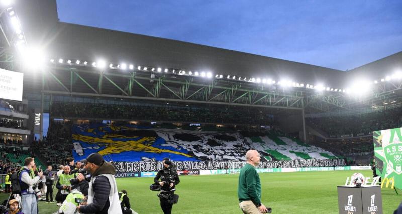  - ASSE - OL : le magnifique tifo des supporters des Verts dans le Chaudron