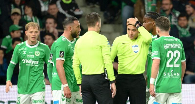  - ASSE - OL : la FFF partage sa colère après l'agression dont a été victime l’arbitre assistant