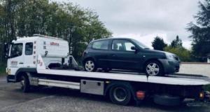 Flashé en grand excès de vitesse au volant d’une Clio 2, il prend des risques inconsidérés sur une route de campagne