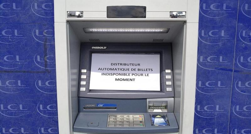  - Il vole un distributeur de billet dans un supermarché, le butin n’est pas aussi gros qu’espéré