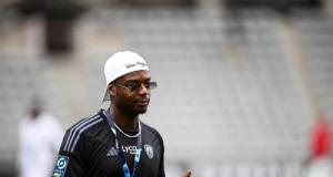 Paris FC : le futur maillot dévoilé par le rappeur Ninho lors d’un concert