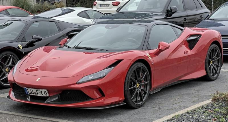  - Il économise 10 ans pour s’offrir une Ferrari, elle part en fumée en seulement 1 heure