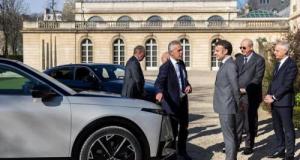 Le président Emmanuel Macron roulera-t-il en DS N°8 pour les cérémonies du 8 mai ?
