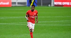 Nîmes : "Il y a des mecs qui, mentalement, ont un vrai problème" analyse Formose Mendy