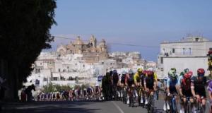 Giro : un podium bousculé, un maillot qui résiste, le Tour d'Italie s’anime à Lecce